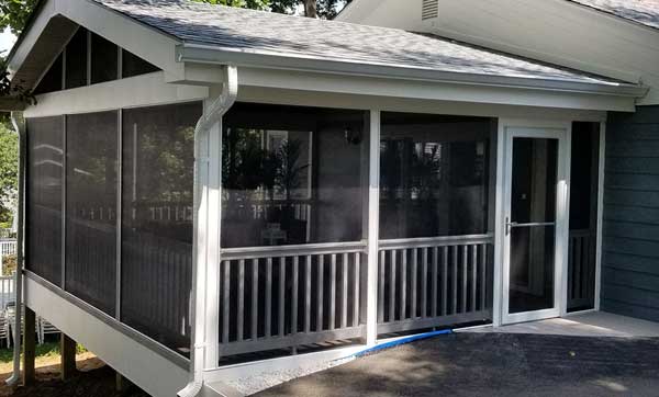 Relaxing Screened Porch