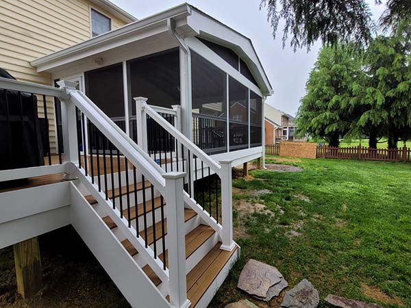 Keep The Bugs Away With A Screened-in Porch